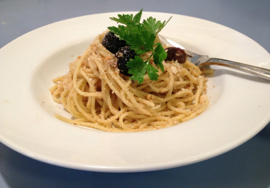 Spaghetti with Anchovies and Tuna